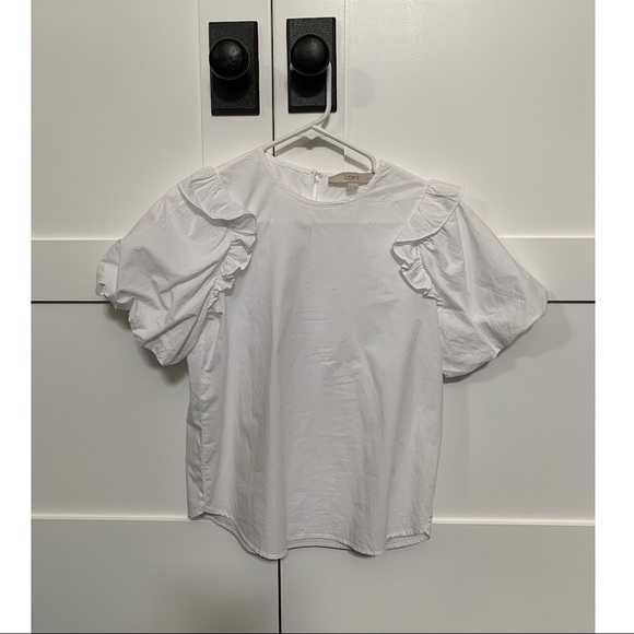 ruffle puff sleeve top